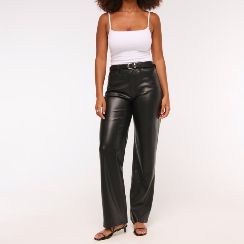 Abercrombie & Fitch 90’s Straight Ultra High Rise Vegan Leather Pants